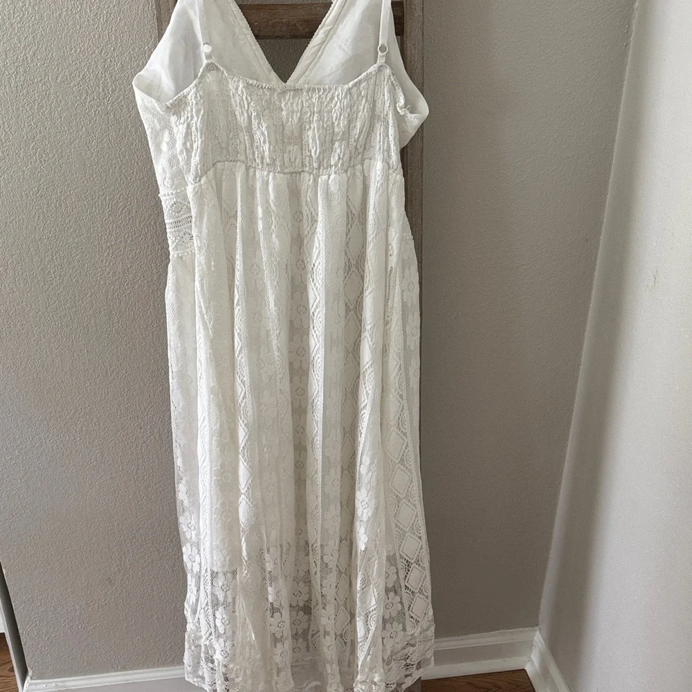 White Lace Dress with Braid and Pom Detail - Picture 5 of 6